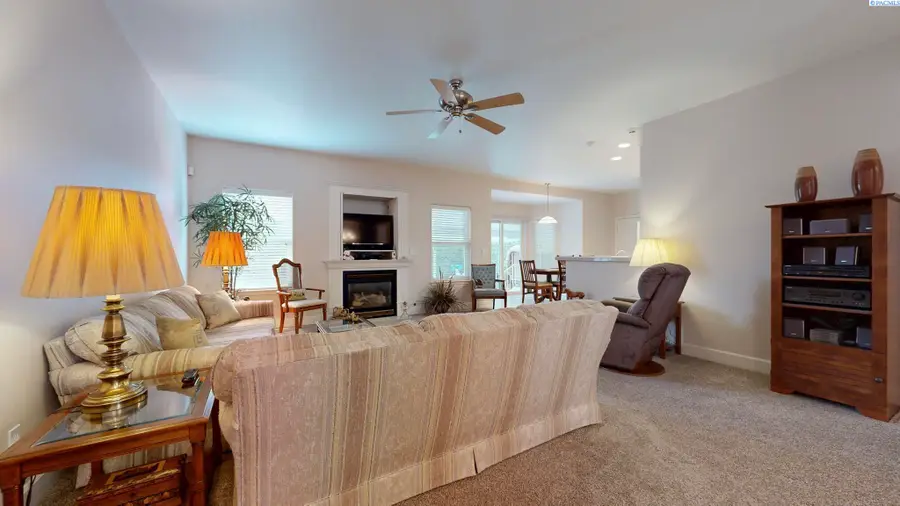 5701 Hilo Court, West Richland, WA 99353 - #3