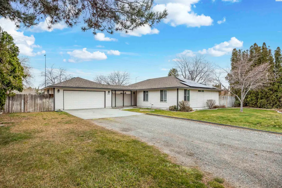 1706 Silverwood Drive, Richland, WA 99352 - Image #1