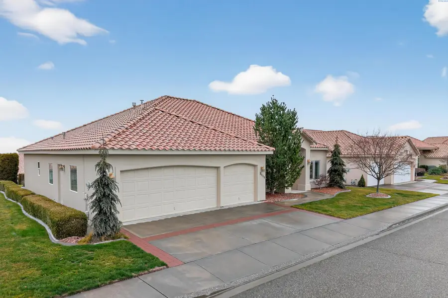 8906 W Rio Grande Ave., Kennewick, WA 99336 - Image #2