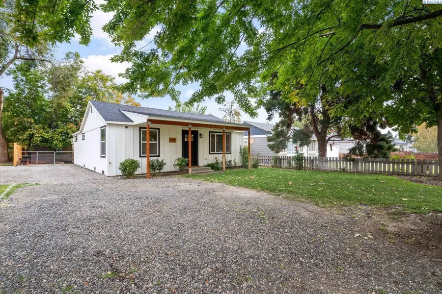 2420 W 7th Ave, Kennewick, WA 99336-4854 - Image #2