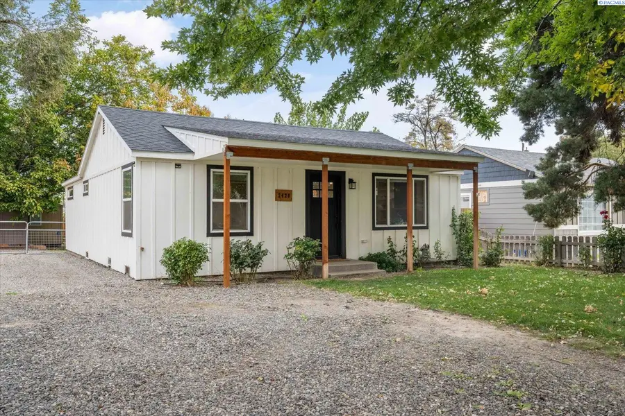 2420 W 7th Ave, Kennewick, WA 99336-4854 - Image #3