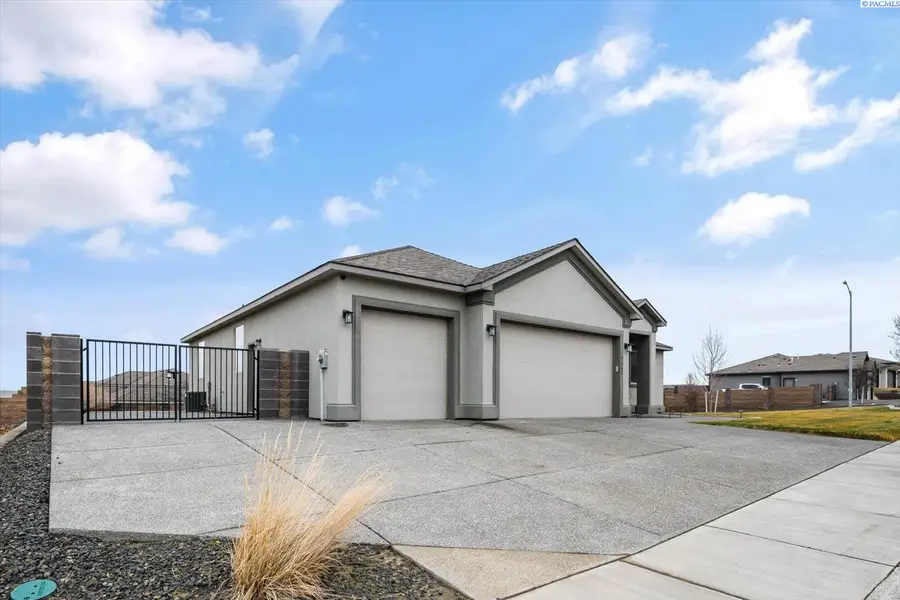 7162 Napoli Street, West Richland, WA 99353 - #2