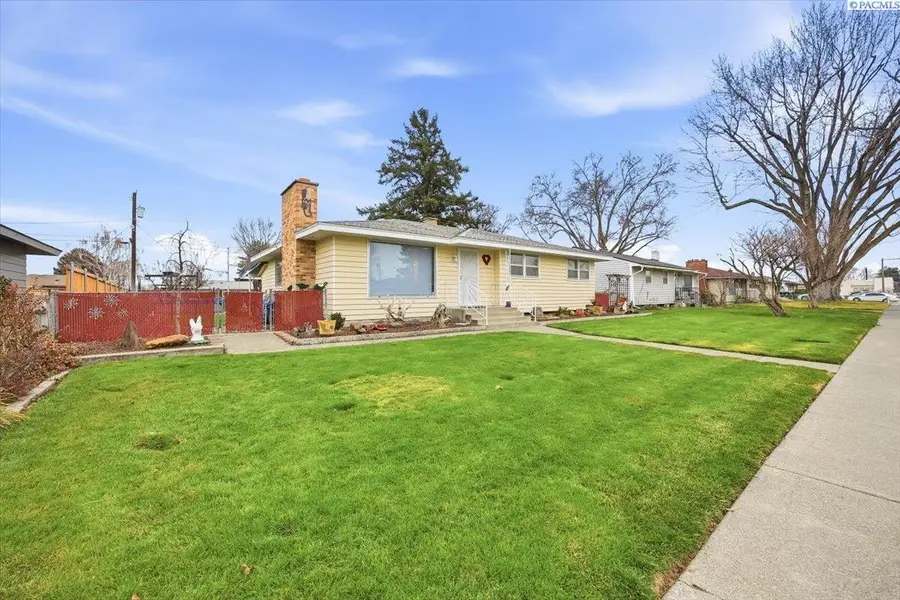1719 N 23rd Ave, Pasco, WA 99301 - Image #2