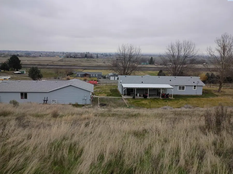 170603 W 215 Pr Sw, Prosser, WA 99350-1155 - #3