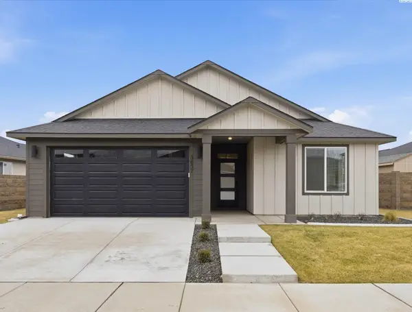 3837 Corvina Street, Richland, WA 99352