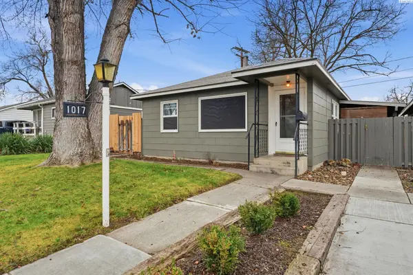 1017 Smith Ave, Richland, WA 99354-3753