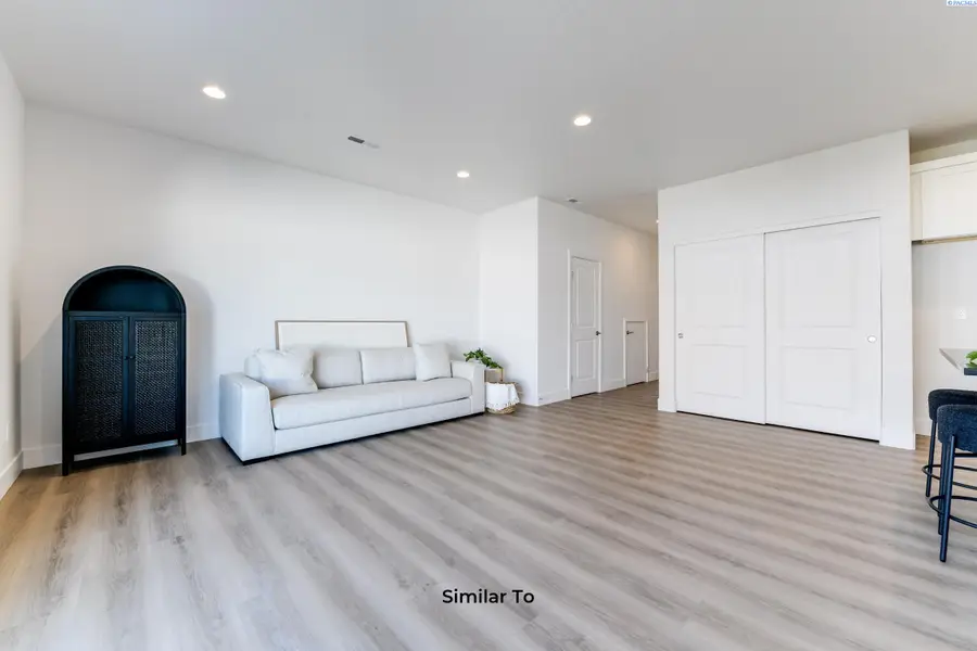 7596 Grapevine Ct, West Richland, WA 99353 - #2