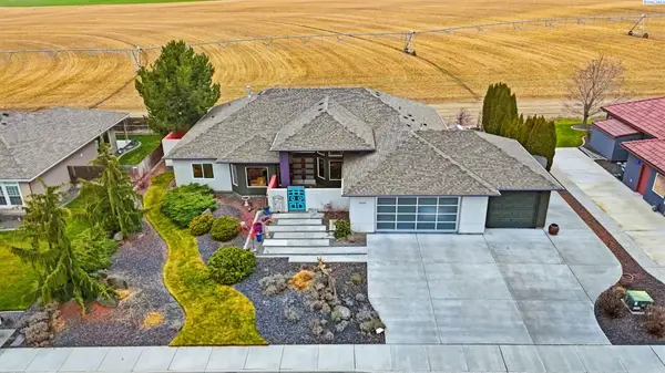 1939 Sunshine Avenue, West Richland, WA 99353