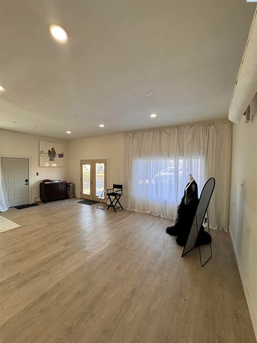 141905 W 130 Pr Nw, Prosser, WA 99350 - #2