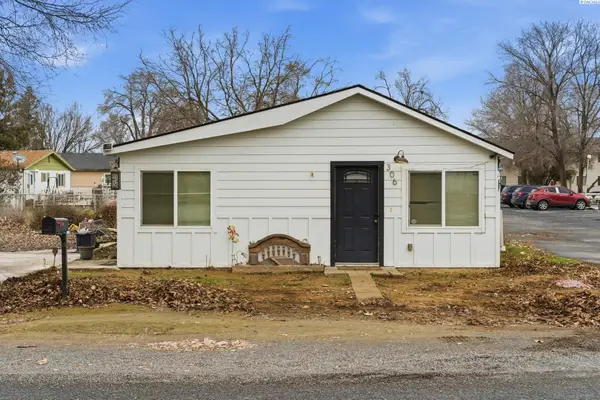 306 E 5th St, Warden, WA 98857