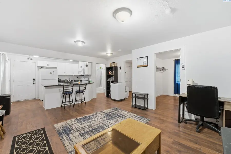 306 E 5th St, Warden, WA 98857 - #3