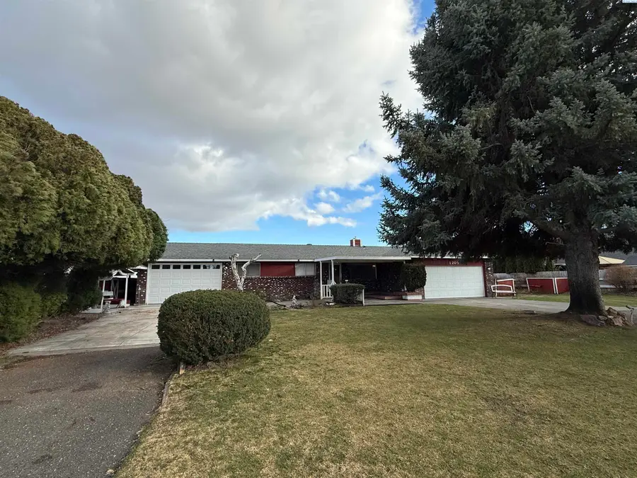 1205 Rd 68, Pasco, WA 99301 - Image #2