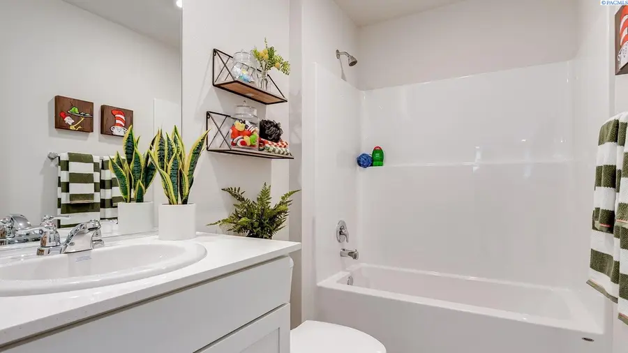 6101 Road 115, Pasco, WA 99301 - #3