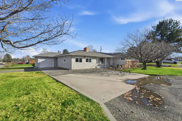 1610 N Young, Kennewick, WA 99336