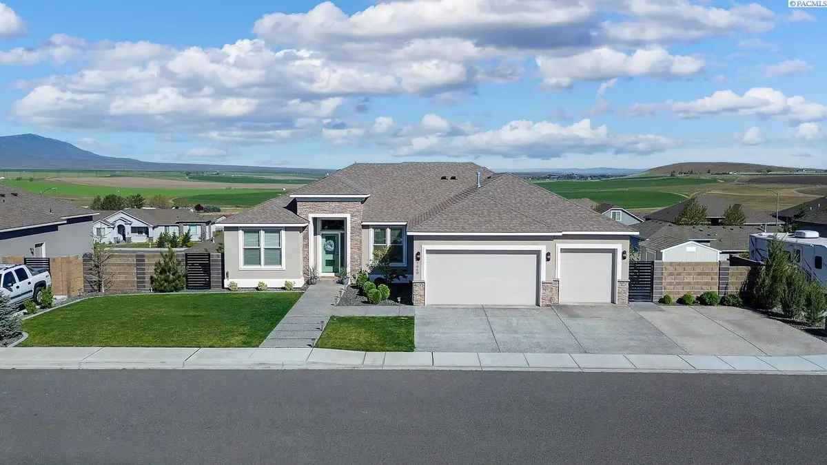 7060 Ithaca Street, West Richland, WA 99353 - #1
