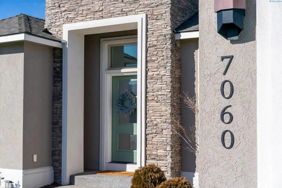 7060 Ithaca Street, West Richland, WA 99353 - #3
