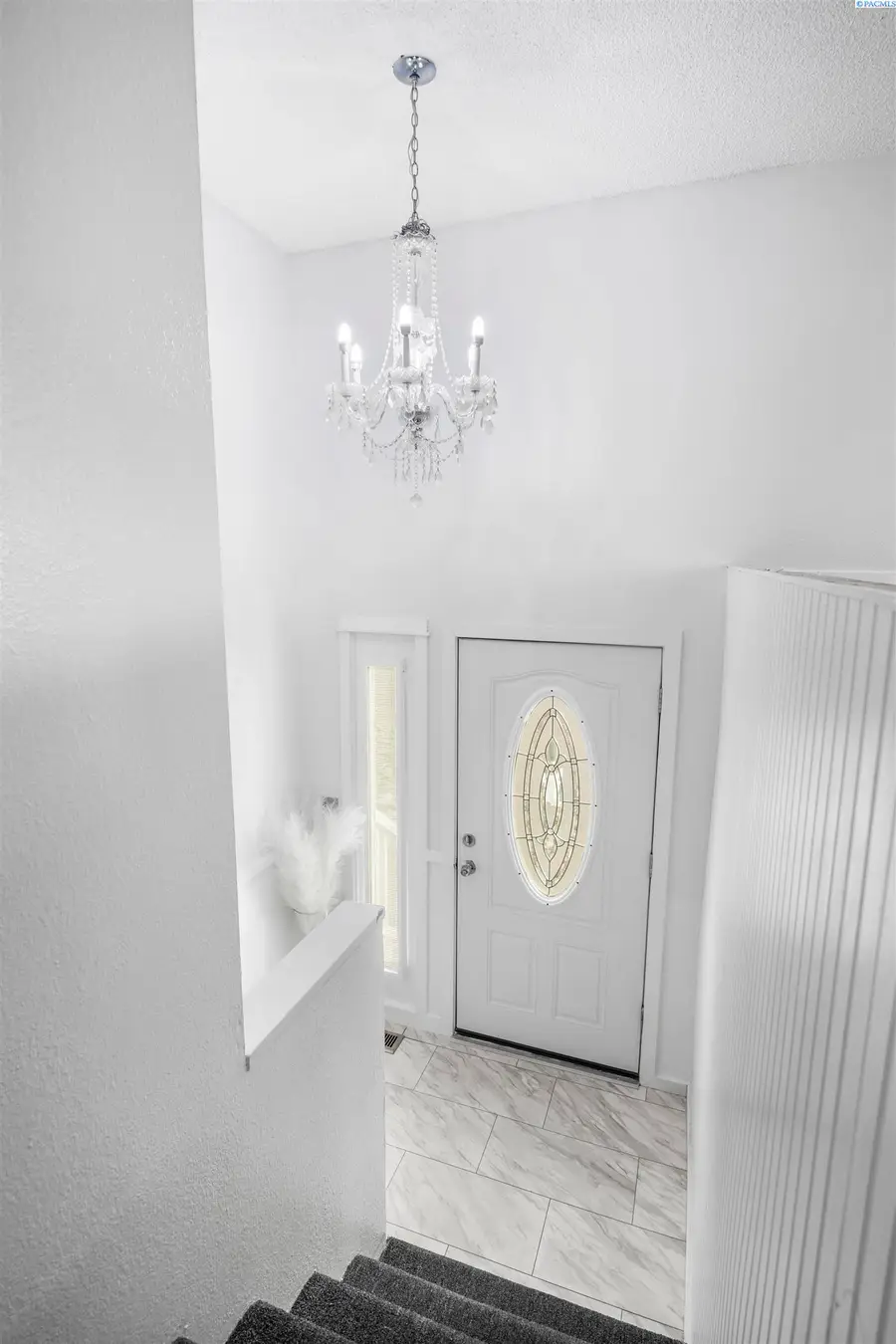 5832 Curlew Lane, Pasco, WA 99301 - #3