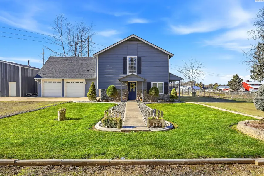 90 White Dr., Burbank, WA 99323 - #3