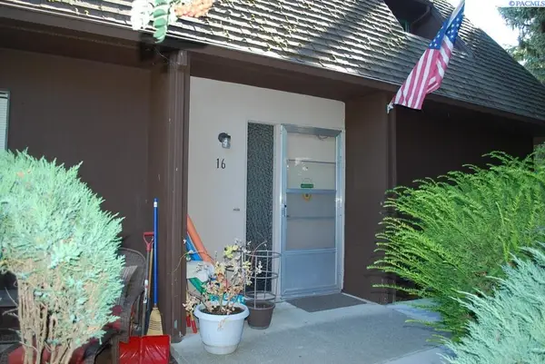 600 SW Crestview #16 #16, Pullman, WA 99163