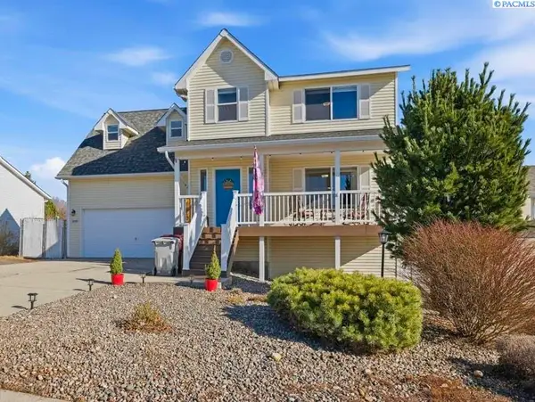 1810 NW Arcadia Dr, Pullman, WA 99169