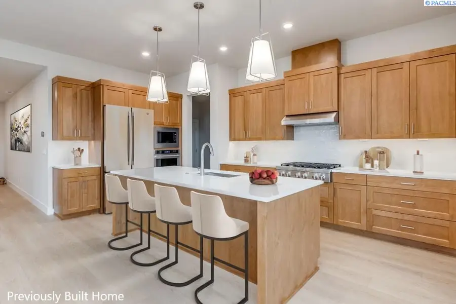 5619 Flathead Ave., Pasco, WA 99301 - #3