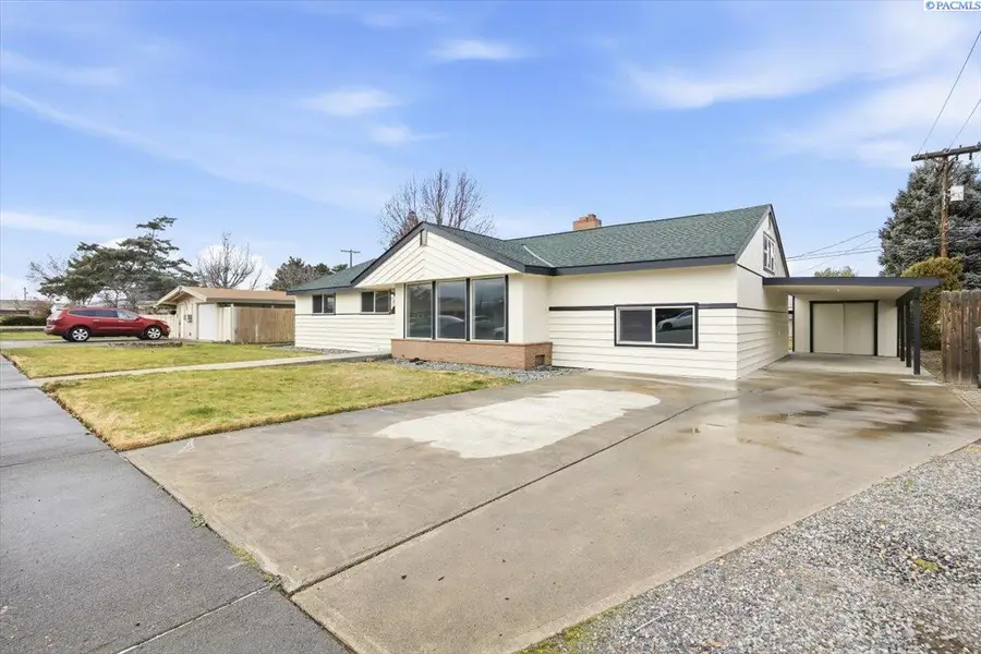 2514 W Clearwater, Kennewick, WA 99336 - #2