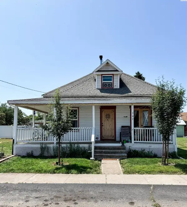 307 G St., Endicott, WA 99125-8719