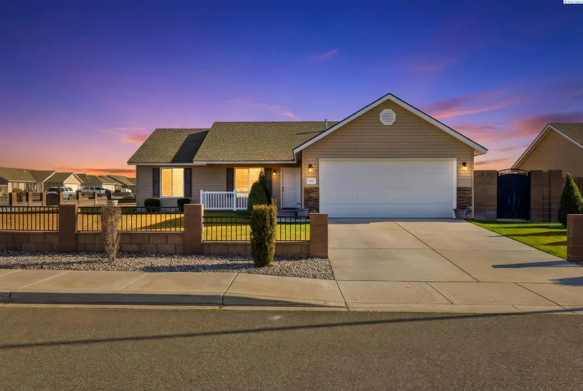 5505 Marbella, Pasco, WA 99301 - #1