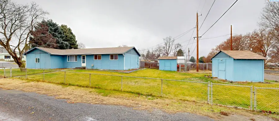7208 W Arrowhead Avenue, Kennewick, WA 99336 - #2
