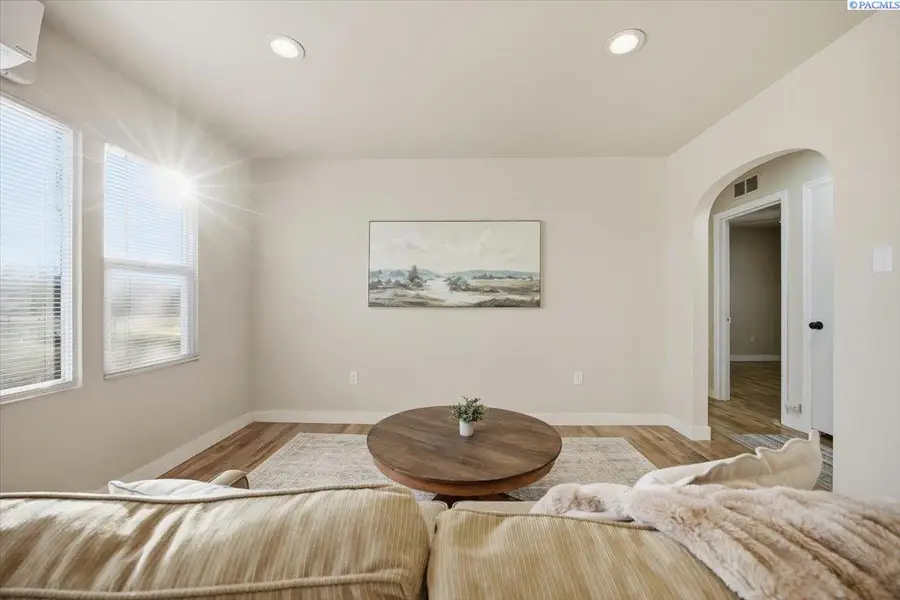 4218 Hood Ave, Kennewick, WA 99336 - #2