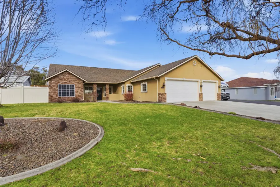 8603 Whipple Ave, Pasco, WA 99301 - #2