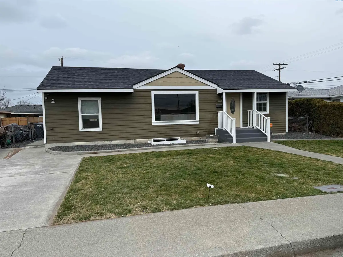 1807 W Henry St #Pasco, Pasco, WA 99301 - #1