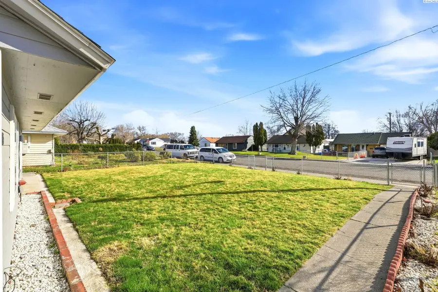 1815 W Shoshone St., Pasco, WA 99301-4948 - #3