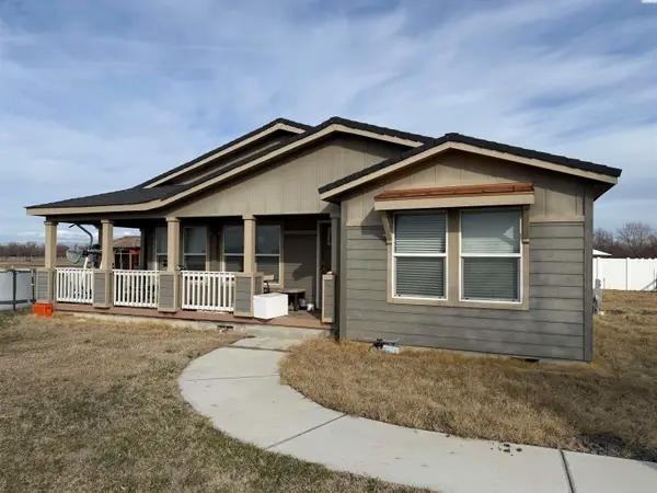 1508 Foster Rd, Toppenish, WA 98948