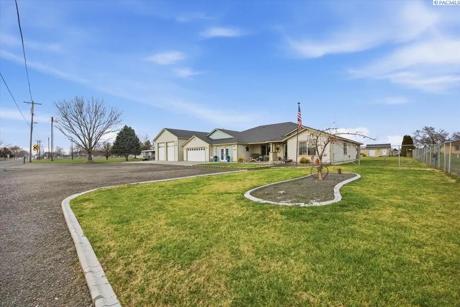 223108 E Perkins Rd, Kennewick, WA 99337 - #2