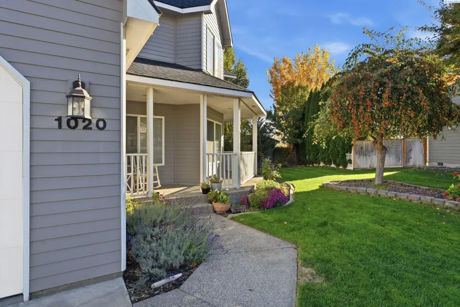 1020 Oxford Avenue, Richland, WA 99352 - #2