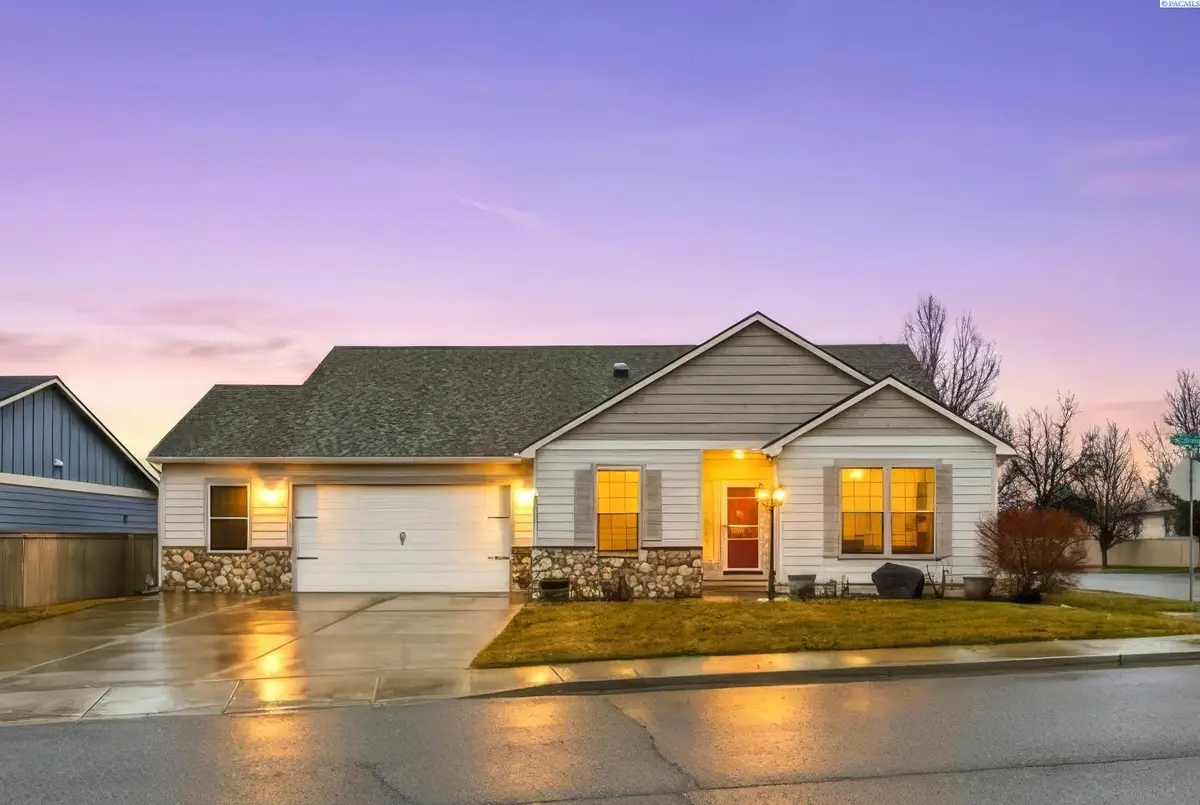 1909 S Harrison Street, Kennewick, WA 99338 - #1