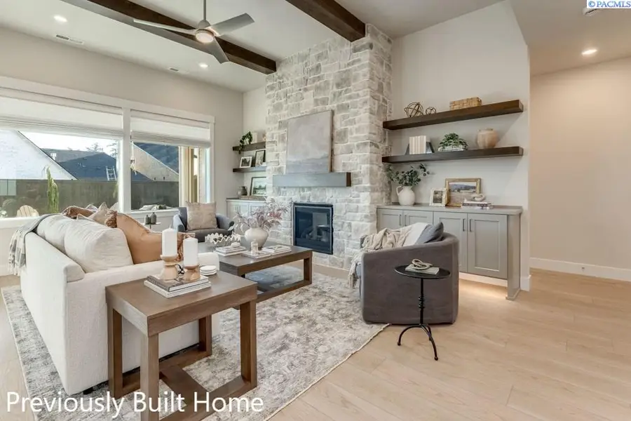 5708 Flathead Ave., Pasco, WA 99301 - #2