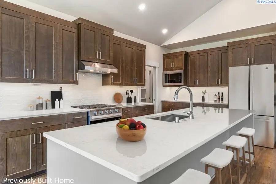 5716 Flathead Ave., Pasco, WA 99301 - #3