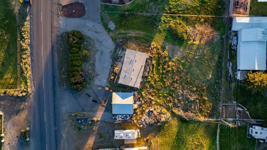 231 Harbor Blvd, Burbank, WA 99323 - #3