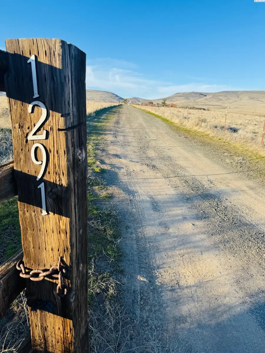 1291 E Norman, Yakima, WA 98901 - #2
