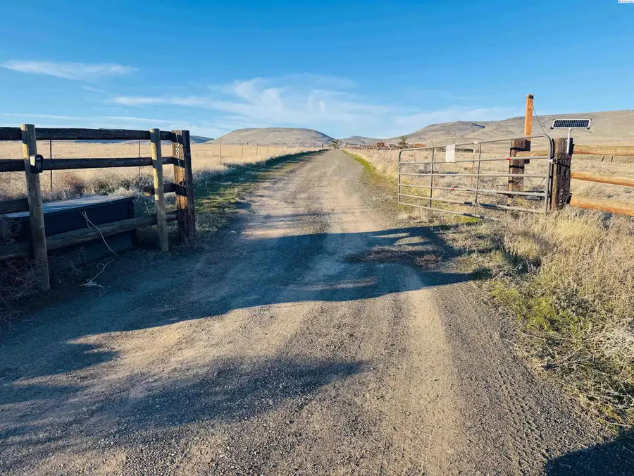 1291 E Norman, Yakima, WA 98901 - #3