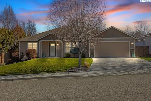 1803 S Irving Pl., Kennewick, WA 99338