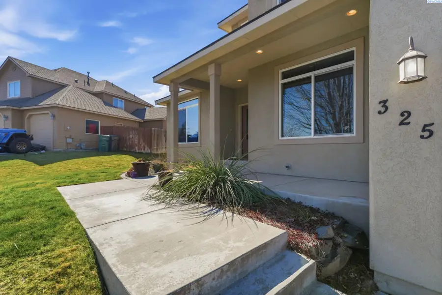 325 Sell Ln, Richland, WA 99352 - #2