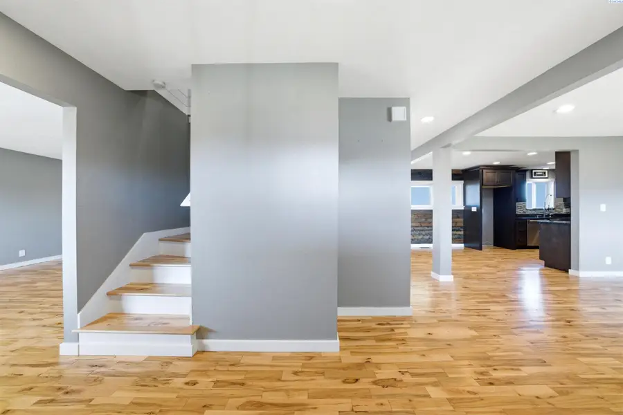 42212 E Ridgecrest Loop Ne, Benton City, WA 99320 - #2