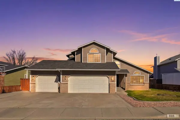 8818 W Grand Ronde, Kennewick, WA 99336