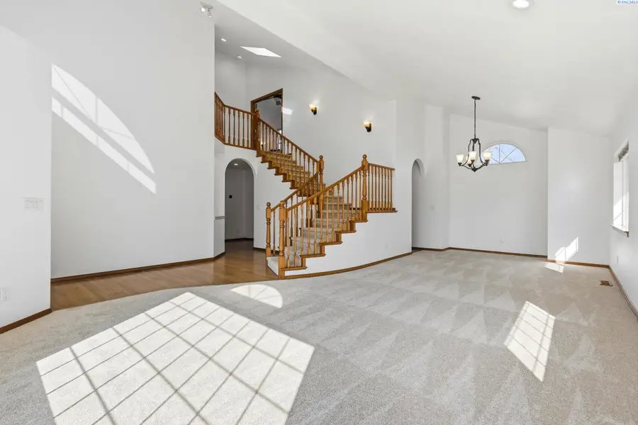 8818 W Grand Ronde, Kennewick, WA 99336 - #3