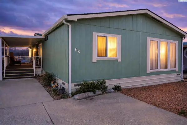 1100 S Euclid St #68, Grandview, WA 98930