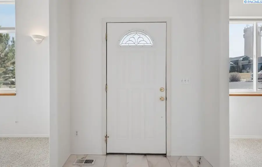 1225 SW Campus View Dr, Pullman, WA 99163 - #3