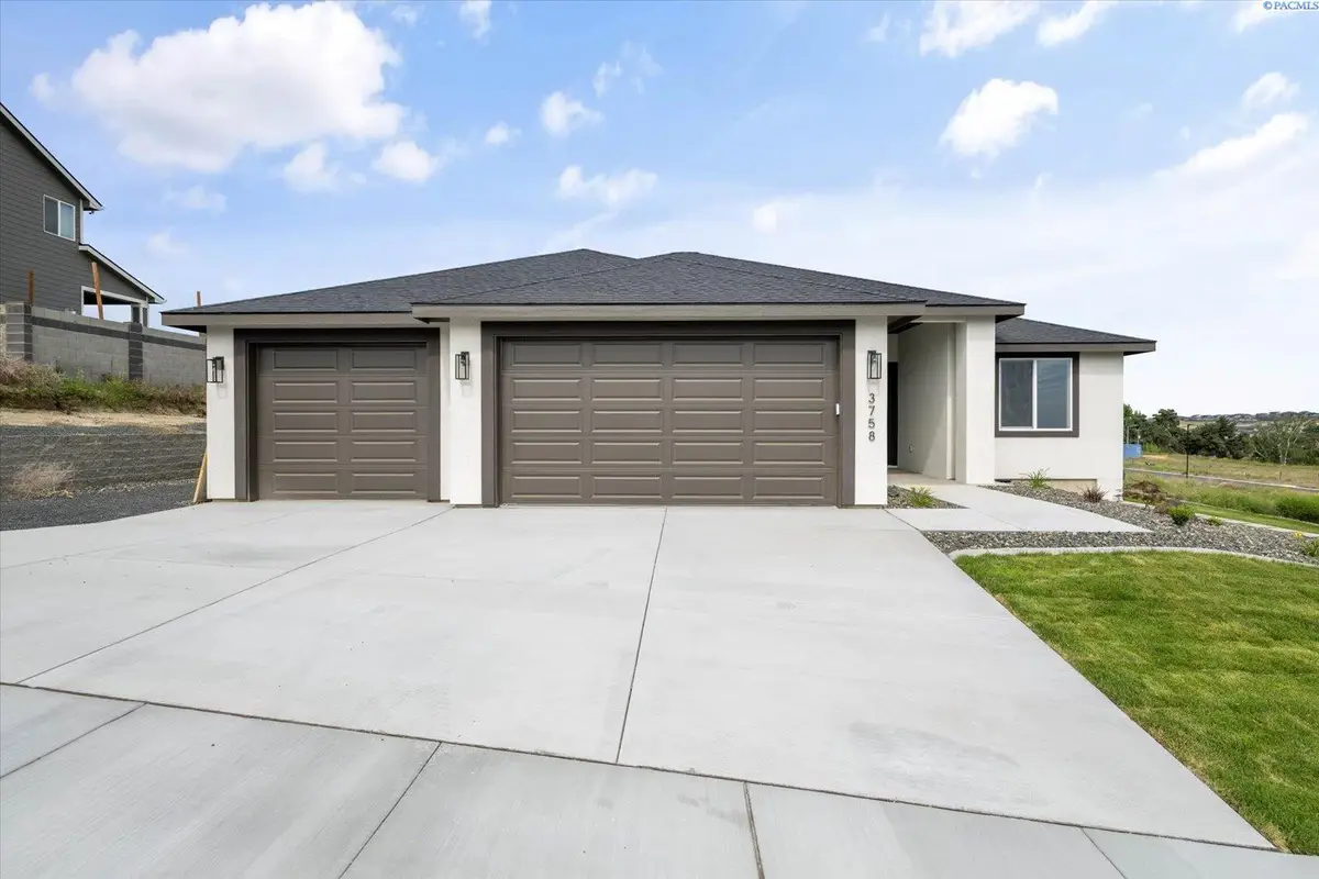 3758 S Nelson St, Kennewick, WA 99338 - #1